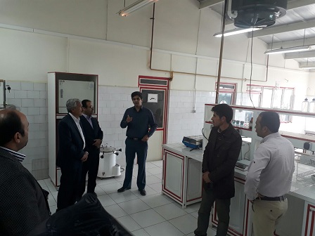 بازدید ریاست ومربیان مرکز آموزش فنی حرفه ای شهرستان بردسکن از کارگاه اموزشی میوه خشک کن زبر خان نیشابور