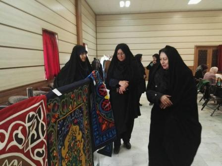 بازدید رئیس محترم مرکز خواهران سرکار خانم توکلی به همراه جمعی از همکاران مرکز از کارگاه آموزشی تکه دوزی مصری آموزشگاه پگاه