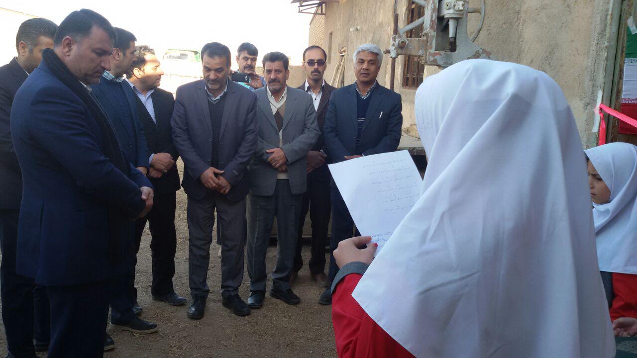 افتتاح نخستین آموزشگاه آزاد صنایع چوب در شهرستان خواف در دهه فجر