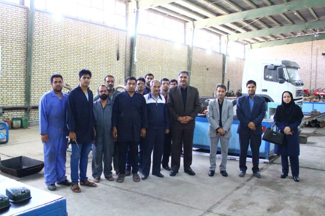 بازدید مدیر کل آموزش فنی و حرفه ای خراسان جنوبی از کارگاه آموزشی تعمیر ماشین های تجاری سنگین و نیمه سنگین مرکز گناباد