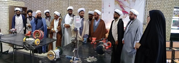 بازدید امامان جماعت مساجد شهرستان تایباد از مرکز آموزش فنی و حرفه ای شهید عباسیان تایباد