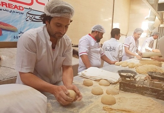 برگزاری مسابقات استانی پخت نان با آرد کامل  